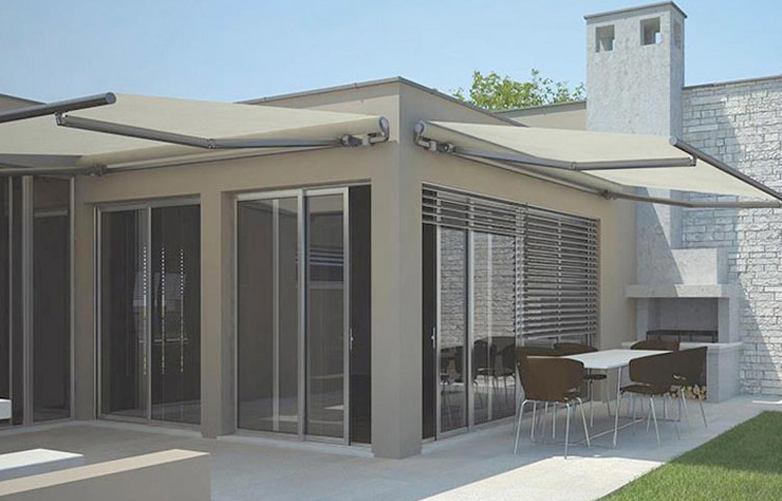 Custom-made Retractable Awnings