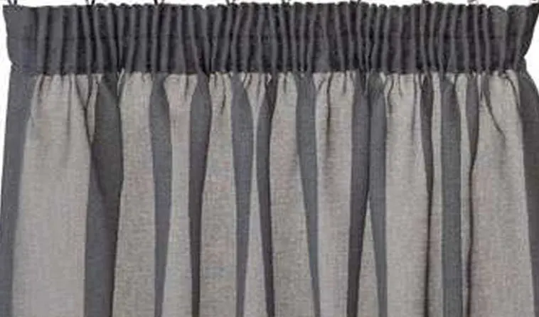 pencil pleat
